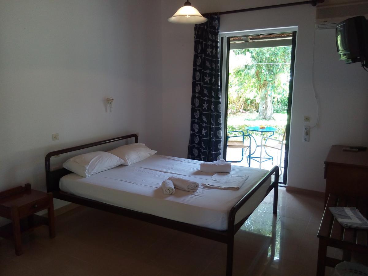 Hotel Dougas Arkoudi Zewnętrze zdjęcie